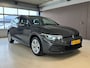 Volkswagen Golf 1.5 eTSI Life Business