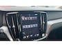 Volvo V60 2.0 D4 Momentum AUTOMAAT / FULL LED / CARPLAY / LEDER / STOELVERW / STUURVERW / ACHTERBANKVERW / PDC / BLUETOOTH / ACC / NL-AUTO