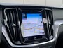 Volvo V60 2.0 B3 Business | Panoramadak | Trekhaak | Adaptieve Cruise control | Camera | Parkeersensoren voor en achter | Apple Carplay/Android auto |