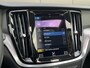 Volvo V60 2.0 B3 Business | Panoramadak | Trekhaak | Adaptieve Cruise control | Camera | Parkeersensoren voor en achter | Apple Carplay/Android auto |