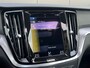 Volvo V60 2.0 B3 Business | Panoramadak | Trekhaak | Adaptieve Cruise control | Camera | Parkeersensoren voor en achter | Apple Carplay/Android auto |