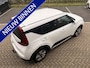 Kia e-Soul ExecutiveLine 64 kWh Trekhaak | Cruise Control Adaptief | Navigatie | Camera | Leder | Stoel+StuurVerwarming | Panorama-dak | Tot 10Jr. Kia-Garantie