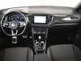 Volkswagen T-Roc 1.5 TSI Sport Business R 150pk DSG/AUTO | Dodehoekdetectie | Panorama dak | Camera achter | Elektri klep | Parkeersensoren v+a | R-Line exterieur  | Adaptief cruise control | 18"LMV