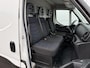 IVECO Daily 35S14 2.3 L2H2 140pk Cruise Control Climate Control 3.5t Trekhaak Lucht geveerde stoel