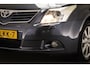Toyota Avensis Wagon 2.0 VVTi Executive Business | PREMIUM PACK | PANORAMADAK | LEDER | STOELVERWARMING | TREKHAAK