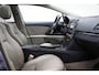 Toyota Avensis Wagon 2.0 VVTi Executive Business | PREMIUM PACK | PANORAMADAK | LEDER | STOELVERWARMING | TREKHAAK