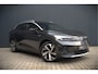 Volkswagen ID.4 First 77 kWh | Stoelverwarming | Stuurverwarming | Trekhaak | Warmtepomp | Adaptive Cruise Control | Navigatie | Apple Carplay | Keyless | Camera | Parkersensoren |