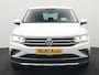 Volkswagen Tiguan 1.4 TSI eHybrid Elegance Plug In Hybrid 245pk Dealer O.H. PHEV | Trekhaak Af Fabriek | Adaptive Cruise | Head Up | Camera | Alcantara Comfortstoelen Verwarmd | Sfeerverlichting | IQ Light | Apple Carplay | Virtual | Blis | Navigatie | DAB |