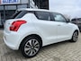 Suzuki Swift 1.0 Style Automaat | Climate Control | Cruise Control | Apple Carplay & Android Auto | 16"LM Velgen