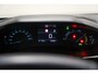 Peugeot e-2008 EV Active Pack 50kWh 3 fase [ LED Navi Stoelverwarming ]