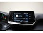 Peugeot e-2008 EV Active Pack 50kWh 3 fase [ LED Navi Stoelverwarming ]