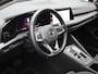 Volkswagen Golf 1.5 eTSI Style | Automaat | Panoramadak | Apple CarPlay/ Android Auto | Navigatie | Parkeersensoren | Memory Seats | IQ-Lights |  Cruise Control Adaptief  | Stoel/ Stuur Verwarming | Lichtmetalen Velgen |