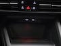 Volkswagen Golf 1.5 eTSI Style | Automaat | Panoramadak | Apple CarPlay/ Android Auto | Navigatie | Parkeersensoren | Memory Seats | IQ-Lights |  Cruise Control Adaptief  | Stoel/ Stuur Verwarming | Lichtmetalen Velgen |