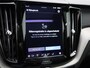 Volvo XC60 2.0 T8 Plug-in hybrid AWD Plus Dark | Panoramadak | Automaat | Apple Carplay / Android Auto | Stoel-stuurverwarming | Virtual Cockpit | Camera | Climate Control | Leder | Elektrisch Verstelbare Stoelen | Elektrische Achterklep | Lichtmetalen Velgen |