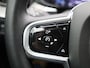 Volvo XC60 2.0 T8 Plug-in hybrid AWD Plus Dark | Panoramadak | Automaat | Apple Carplay / Android Auto | Stoel-stuurverwarming | Virtual Cockpit | Camera | Climate Control | Leder | Elektrisch Verstelbare Stoelen | Elektrische Achterklep | Lichtmetalen Velgen |
