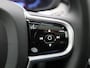 Volvo XC60 2.0 T8 Plug-in hybrid AWD Plus Dark | Panoramadak | Automaat | Apple Carplay / Android Auto | Stoel-stuurverwarming | Virtual Cockpit | Camera | Climate Control | Leder | Elektrisch Verstelbare Stoelen | Elektrische Achterklep | Lichtmetalen Velgen |
