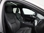 Volvo XC60 2.0 T8 Plug-in hybrid AWD Plus Dark | Panoramadak | Automaat | Apple Carplay / Android Auto | Stoel-stuurverwarming | Virtual Cockpit | Camera | Climate Control | Leder | Elektrisch Verstelbare Stoelen | Elektrische Achterklep | Lichtmetalen Velgen |