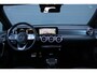 Mercedes-Benz A-klasse 180 AMG Panoramadak Sfeerverlichting Camera Elektr.-Stoelen Leer/Alcantara