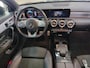 Mercedes-Benz A-klasse 180 AMG Panoramadak Sfeerverlichting Camera Elektr.-Stoelen Leer/Alcantara