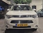 Mitsubishi Outlander 2.0 PHEV Instyle Volleder | Open dak | Xenon | Parelmoer | Trekhaak