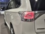 Mitsubishi Outlander 2.0 PHEV Instyle Volleder | Open dak | Xenon | Parelmoer | Trekhaak