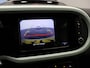 Renault Twingo 0.9 TCe 90pk Intens ''La Parisiene'' | Stoffen vouwdak | Achteruitrijcamera | LMV | Climate control | Navigatie |