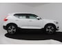 Volvo XC40 1.5 T3 Momentum (NAVIGATIE, ELEKT. WEGKLAPBARE TREKHAAK, STOELVERWARMING, CAMERA)