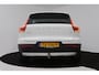 Volvo XC40 1.5 T3 Momentum (NAVIGATIE, ELEKT. WEGKLAPBARE TREKHAAK, STOELVERWARMING, CAMERA)