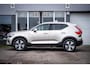Volvo XC40 1.5 T4 Plug-In hybrid Plus Bright I NL-auto I Harman/Kardon I Trekhaak I Stoelmemory I Dealer-onderhouden I Elek.A-klep