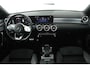 Mercedes-Benz CLA 200 Business Solution AMG (PANO, TREKHAAK WEGKLAPBAAR, SFEERVERLICHTING, STOELVERWARMIN)