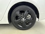 Toyota Prius 1.8 Hybrid Executive | JBL Premium Audio | Lederen bekleding | Stoelverwarming | Parkeersensoren | Navigatie |