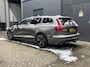 Volvo V60 T6 Recharge R-Design | Panoramadak | Head-Up | 360° Camera | Trekhaak | ACC