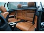 BMW 3-Serie Cabrio 325i 218 pk High Executive M-Sportpakket / NL-Auto/ Leder/ Sport-Stoelen/ Stoel.Verw/ Climate/ Cruise-Controle/ Sport-Uitlaat/ 19'' LMV
