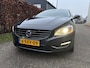 Volvo V60 2.4 D6 AWD Plug-In Hybrid Summum / AUTOMAAT / LEER / NAVI / SCHUIFDAK