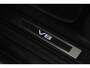 Land Rover Defender 5.0 P525 110 V8 Carpathian Edition | 5- Persoons | Meridian Surround | 22 Inch | ACC | Panoramadak | Luchtvering