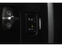 Land Rover Defender 5.0 P525 110 V8 Carpathian Edition | 5- Persoons | Meridian Surround | 22 Inch | ACC | Panoramadak | Luchtvering