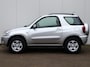 Toyota RAV4 1.8-16V VVT-i Luna