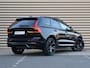 Volvo XC60 T6 Plug-in hybrid AWD Ultra Black Edition | Uit voorraad leverbaar | Harman Kardon | Panoramadak