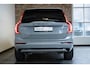 Volvo XC90 T8 AWD Ultra Dark | Verwarmde, Geventileerde en Masserende Voorstoelen | Luchtvering | Panoramisch Schuif-/Kanteldak | Semi-Elektrische Trekhaak | 360º Camera | Gelamineerd en Getint Glas Achter| Bowers & Wilkins |