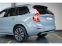 Volvo XC90 T8 AWD Ultra Dark | Verwarmde, Geventileerde en Masserende Voorstoelen | Luchtvering | Panoramisch Schuif-/Kanteldak | Semi-Elektrische Trekhaak | 360º Camera | Gelamineerd en Getint Glas Achter| Bowers & Wilkins |