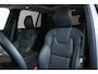 Volvo XC90 T8 AWD Ultra Dark | Verwarmde, Geventileerde en Masserende Voorstoelen | Luchtvering | Panoramisch Schuif-/Kanteldak | Semi-Elektrische Trekhaak | 360º Camera | Gelamineerd en Getint Glas Achter| Bowers & Wilkins |