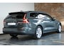 Volvo V60 B4 Essential Edition | Stoelverwarming | Stuurwielverwarming | Parkeersensoren voor + achter | Parkeercamera | BLIS | Lederen Bekleding | Pilot Assist | Google Infotainment