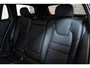 Volvo V60 B4 Essential Edition | Semi Elektrische wegklapbare Trekhaak | Stoelverwarming | Stuurwielverwarming | Parkeersensoren voor + achter | Parkeercamera | BLIS | Lederen Bekleding | Pilot Assist | Google Infotainment