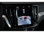 Volvo V60 B4 Essential Edition | Semi Elektrische wegklapbare Trekhaak | Stoelverwarming | Stuurwielverwarming | Parkeersensoren voor + achter | Parkeercamera | BLIS | Lederen Bekleding | Pilot Assist | Google Infotainment