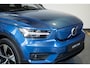 Volvo XC40 Recharge P8 AWD R-Design | 93% SOH | Stoelverwarming | Adaptive Cruise Control | BLIS | Parkeersensoren voor + achter | Parkeercamera | Warmtepomp | Google infotainment | AppleCarplay/AndroidAuto