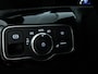 Mercedes-Benz A-klasse 200 Business Solution | Panoramadak | Stoelverwarming | LED | Car Play | Parkeerpakket met Camera | Inclusief 24 maanden Mercedes-Benz Certified garantie voor Europa.