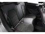 Mercedes-Benz B-klasse 180 Business Solution AMG | Trekhaak | Navigatie | Stoelverwarming |