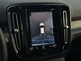 Volvo XC40 Plug-in Hybrid T5 R-Design | Panoramadak | 20" velgen | Stoel- en stuurverwarming | 360 camera | Voorruitverwarming | Elektrische stoelverstelling | Navigatie | Cruise control | Parkeersensoren voor + achter | Apple Carplay / Android Auto | Draadloze telefoonlader |