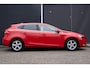 Volvo V40 T3 Momentum | Cruise control | Climate control | Mulitfunctioneel stuurwiel | Regensensor | 16 inch lichtmetalen velgen