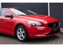 Volvo V40 T3 Momentum | Cruise control | Climate control | Mulitfunctioneel stuurwiel | Regensensor | 16 inch lichtmetalen velgen